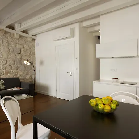 Apartments Eleganca