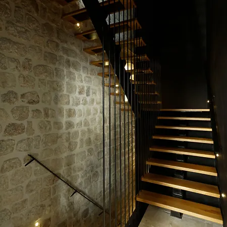 Apartments Eleganca شقة *