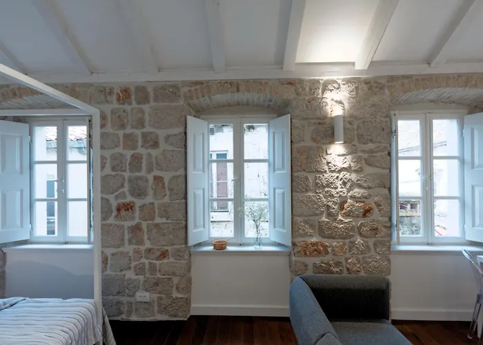 Eleganca Lejlighed *