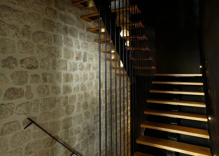 Eleganca Apartmán *